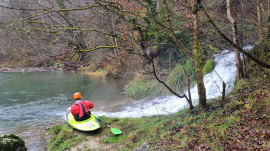 Bild 1: Einstieg beim Schlossbach in Duggingen (12m³/s @ Soyhières / 17m³/s @ Münchenstein)