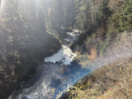 von der Brücke aus bei Ibachmündung gibts nun links eine Durchfahrt