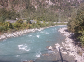 Blick von unserem Einstieg bei der Fussgängerbrücke in Amsteg.